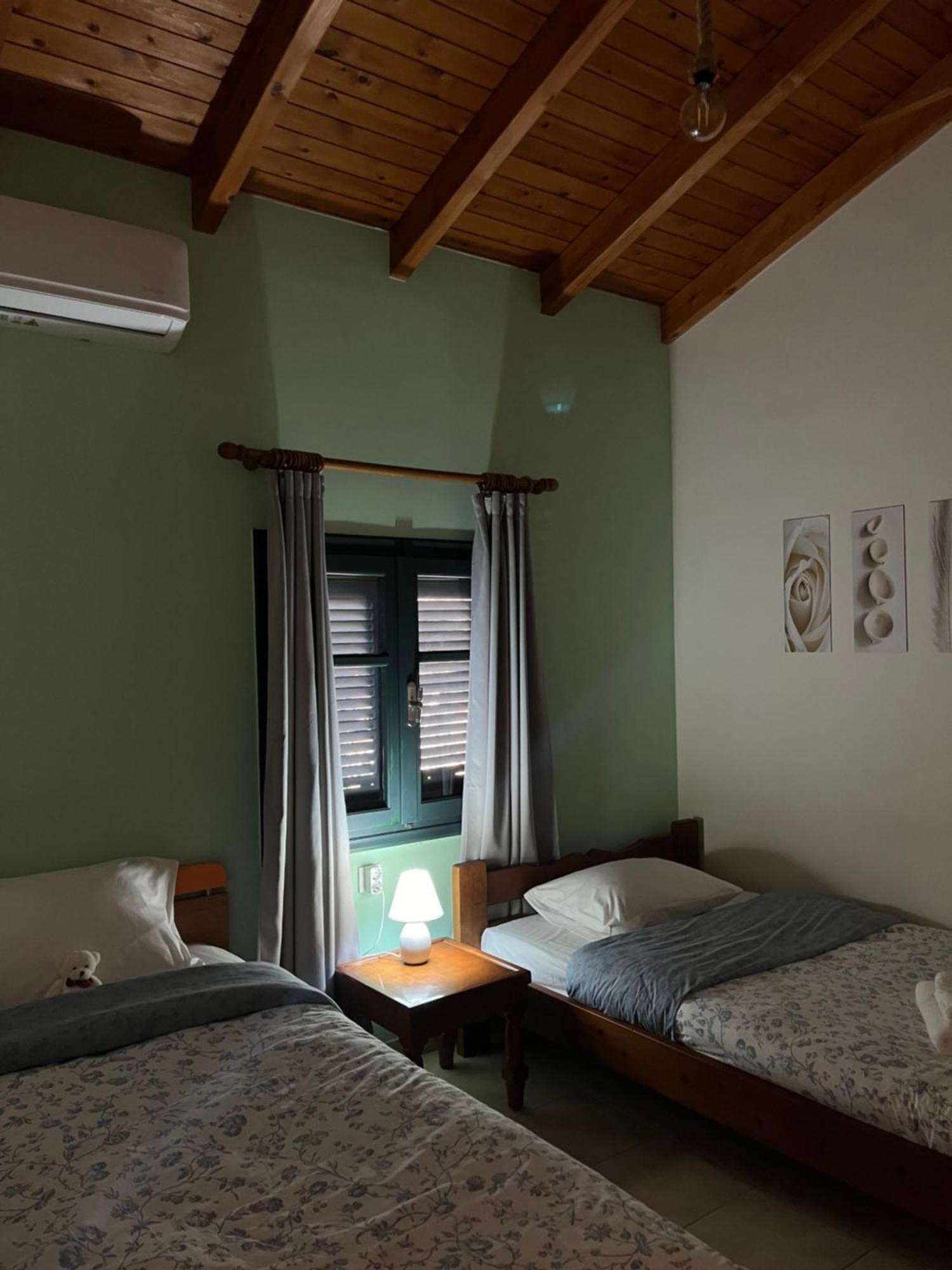 Tholos Alexandra'S Beachfront House Kavoúsion 외부 사진