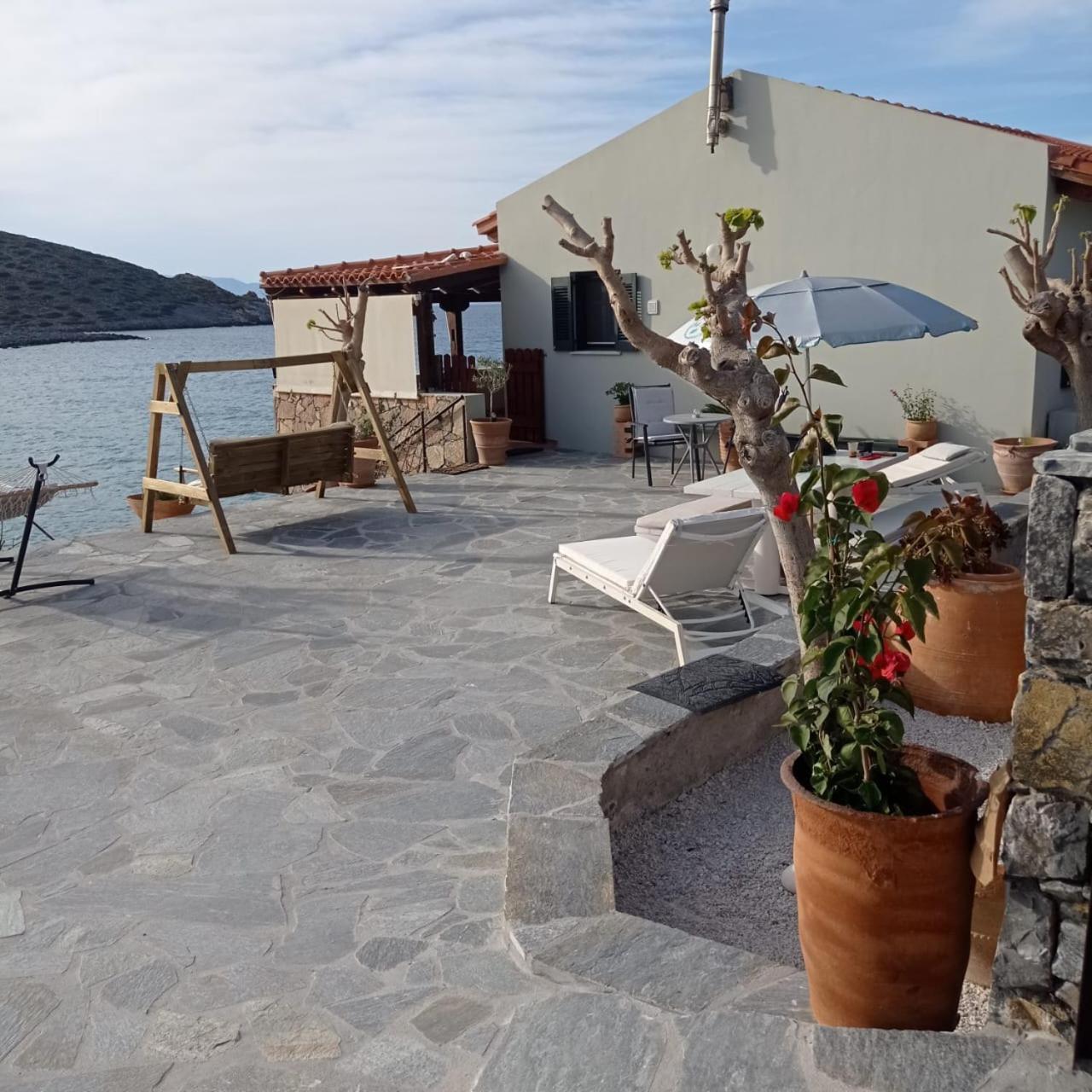 Tholos Alexandra'S Beachfront House Kavoúsion 외부 사진